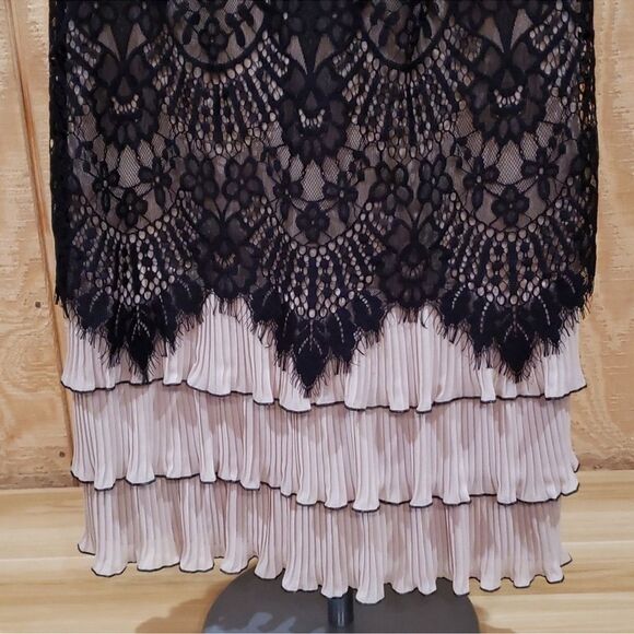 Frank Lyman Black Lace and Beige Ruffle Dress Size 8 - Picture 6 of 7